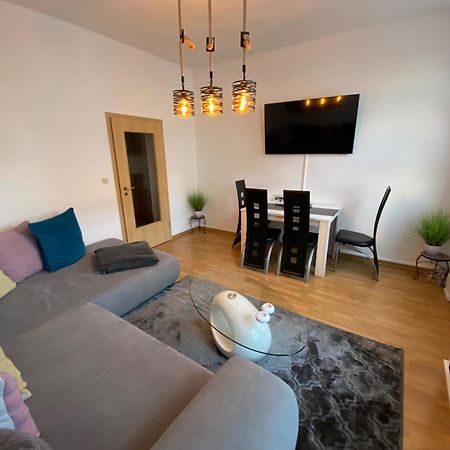 Zur Schleuse - Ferienwohnung Bis 6 Personen Mit Gem Garten 罗斯托克 外观 照片