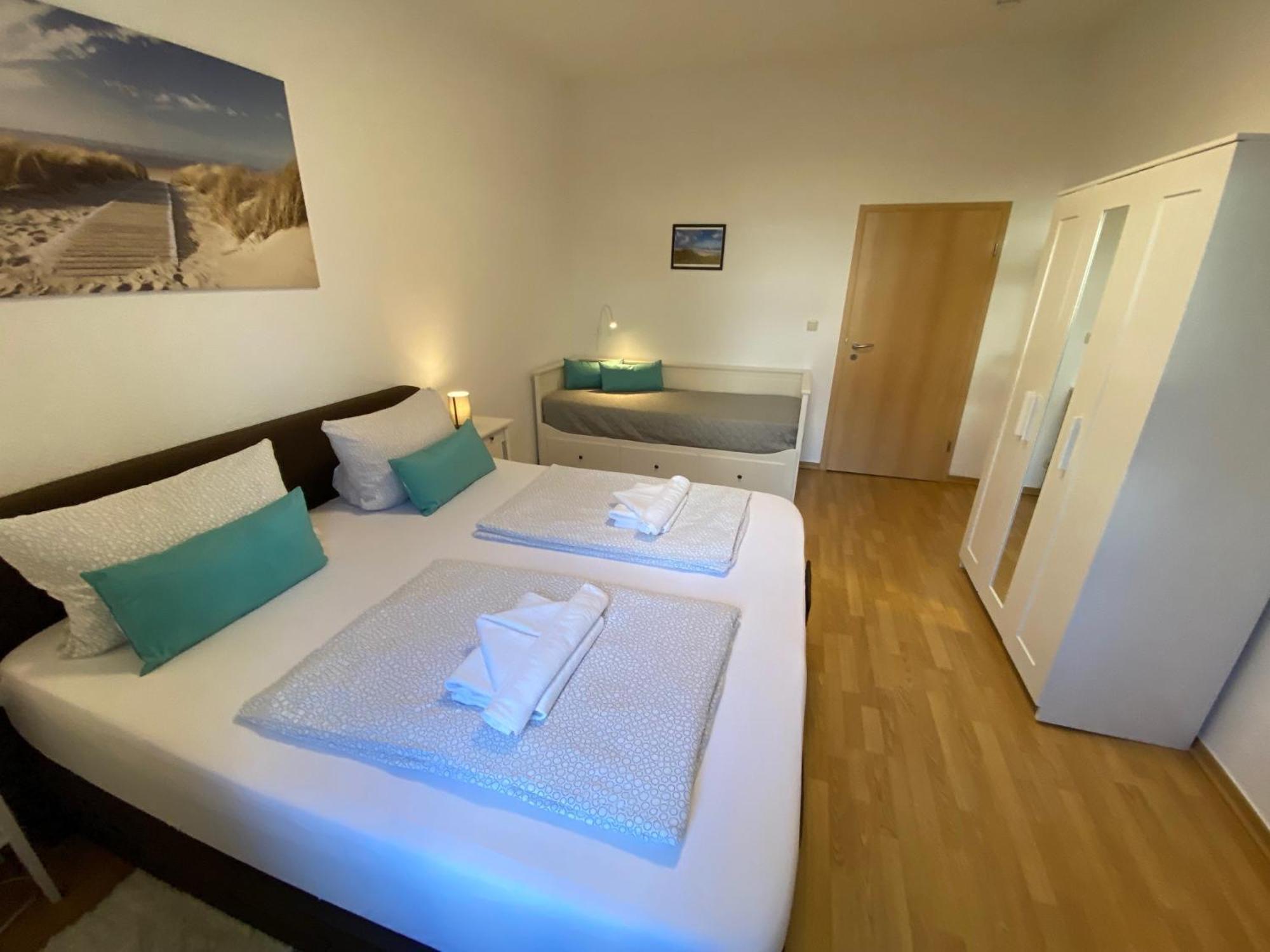 Zur Schleuse - Ferienwohnung Bis 6 Personen Mit Gem Garten 罗斯托克 外观 照片