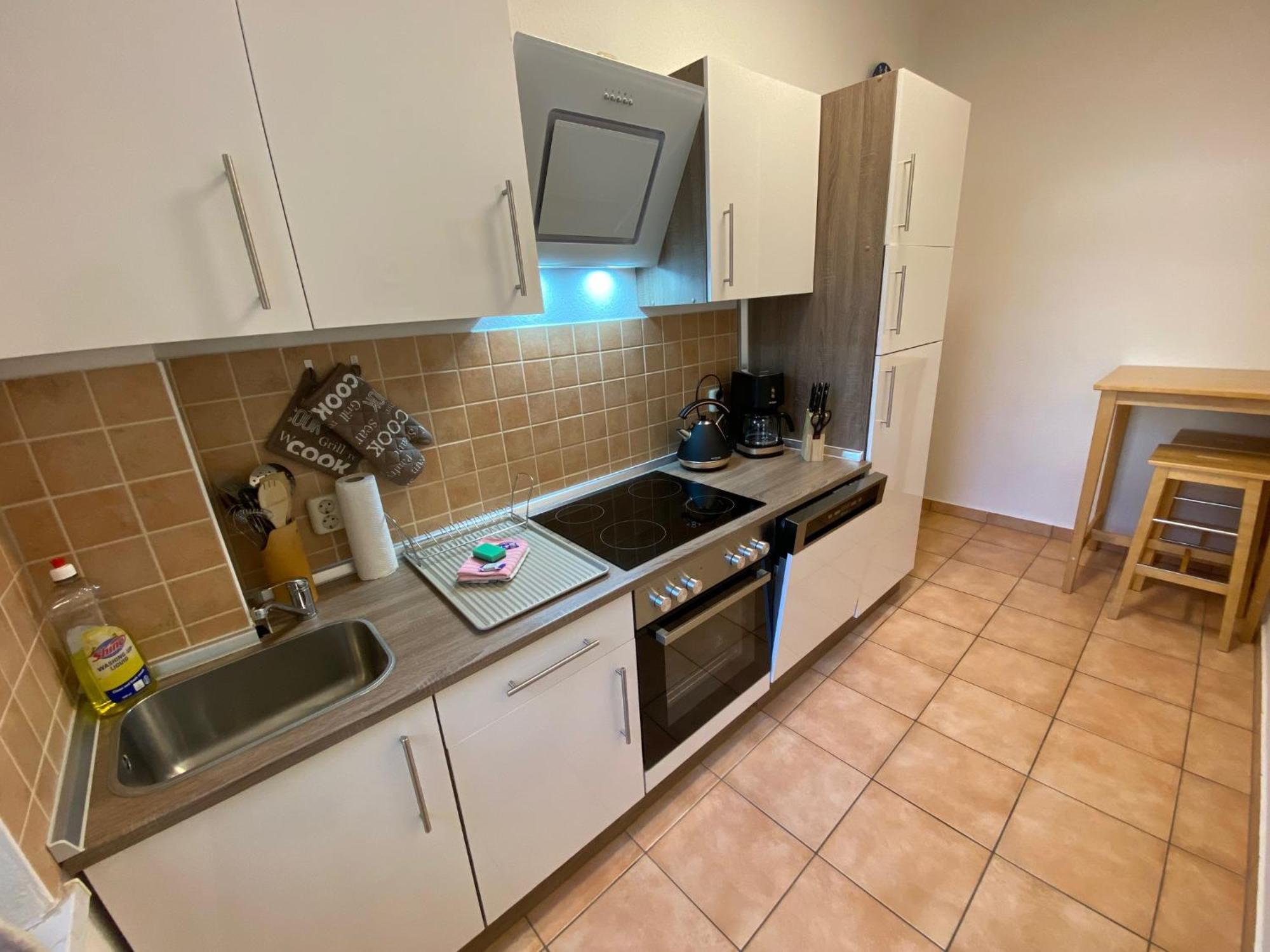 Zur Schleuse - Ferienwohnung Bis 6 Personen Mit Gem Garten 罗斯托克 外观 照片